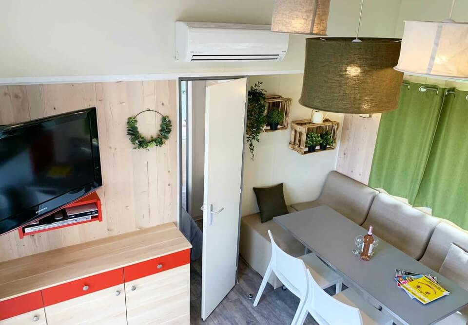 DOMAINE-DU-COLOMBIER-DUPLEX-SALON1