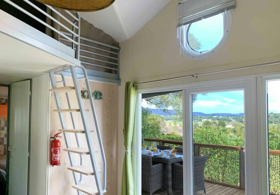 DOMAINE-DU-COLOMBIER-DUPLEX-SALON2