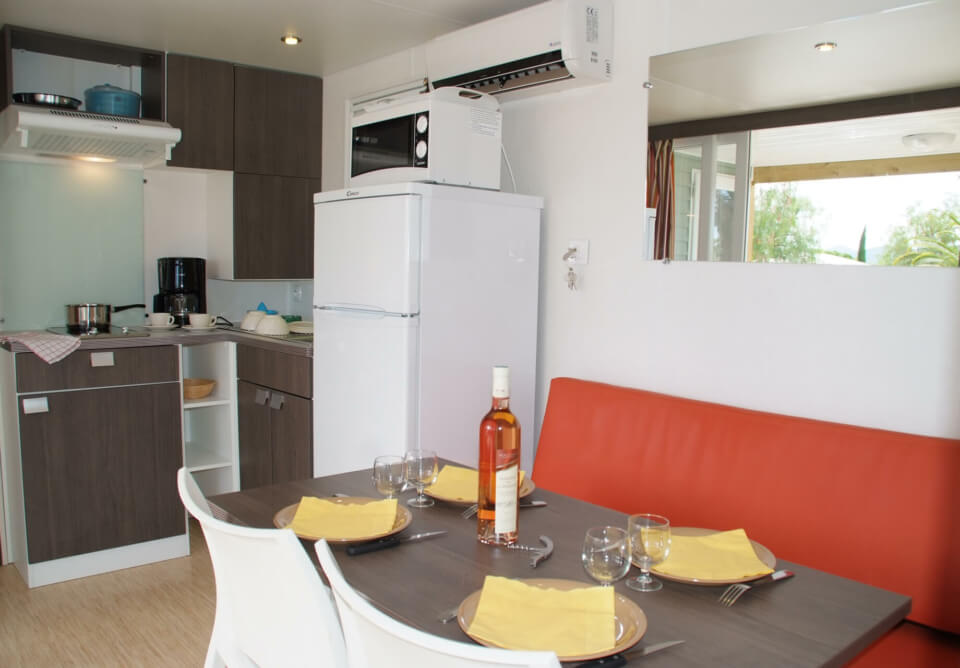 mh-patio-salon