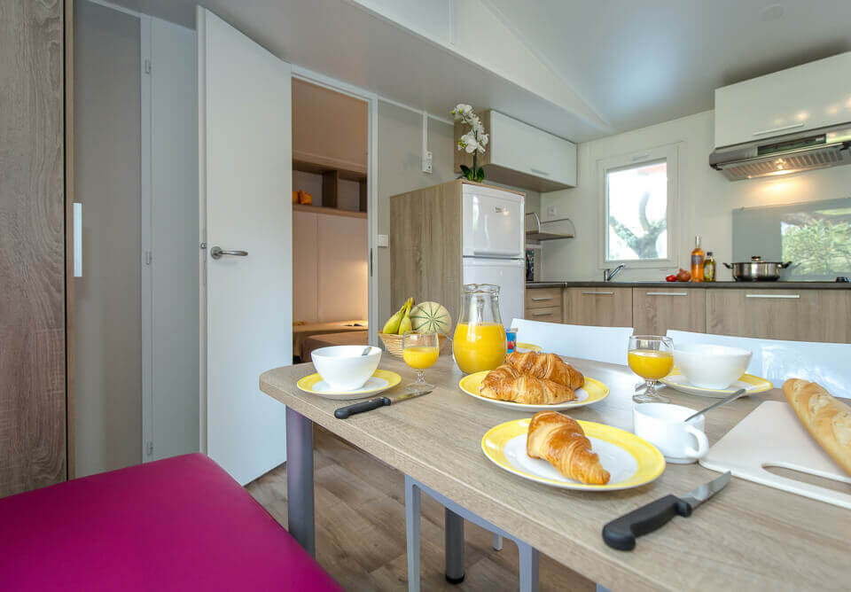 mh-provence-table