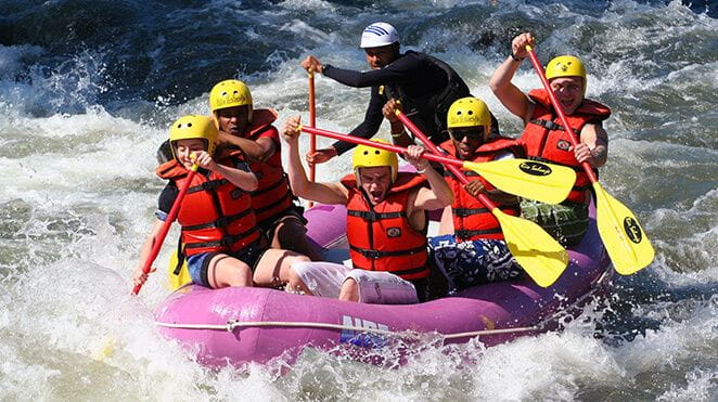 Colombier-region-sports-et-loisirs-bloc1-petite-kayak
